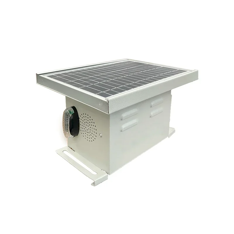 120dB Ultrasonic Sound Waves B - Solar Bird Scarer のレビューと価格